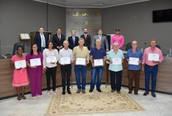 Câmara Municipal realiza Sessão Solene de entrega de Títulos