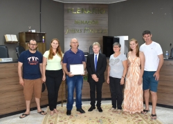 Câmara Municipal realiza Sessão Solene de entrega de Títulos