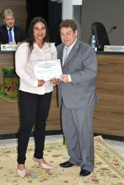 Câmara Municipal realiza Sessão Solene de entrega de Títulos