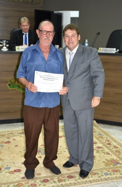 Câmara Municipal realiza Sessão Solene de entrega de Títulos