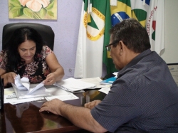 Agenor visita a UCMMAT